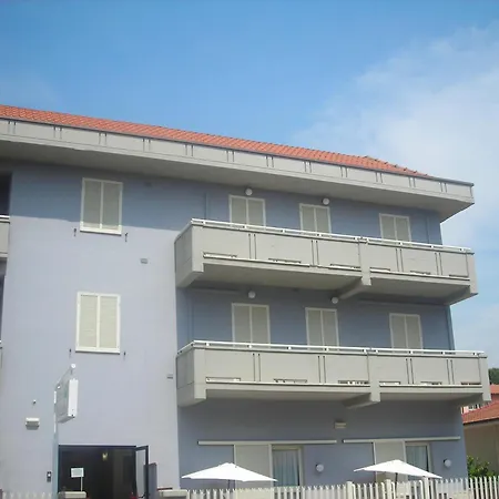 C.a.v. Residenza Prisco Apart-hotel