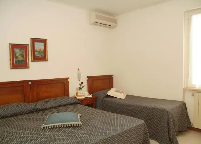 C.a.v. Residenza Prisco 3*